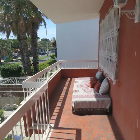 Lufi Surf Bed & Breakfast *