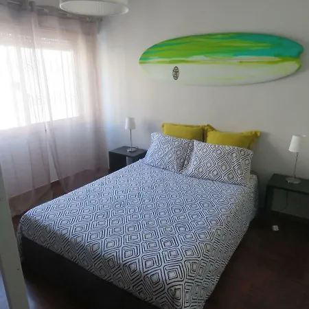 Lufi Surf Frühstückspension Costa da Caparica